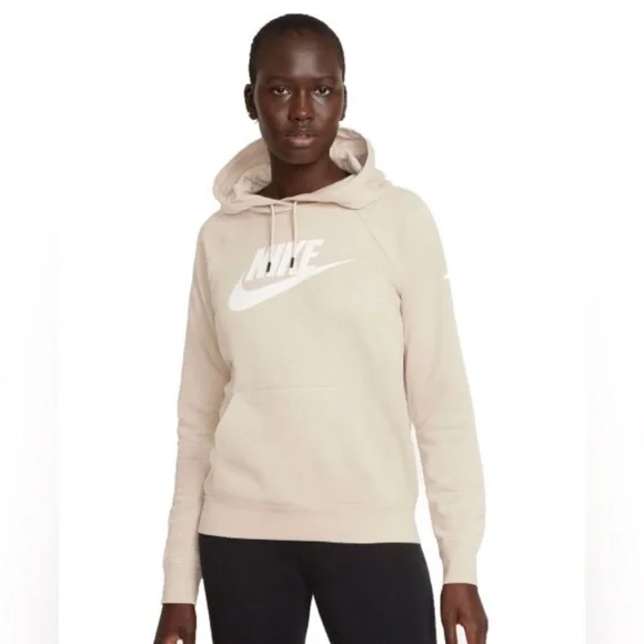 SALE🎉. Nike Hoodie - Picture 1 of 9